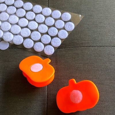 JANYUN Self Adhesive Dots,3/4" (20mm) 0.79inch Diameter White Sticky Back Dots Hook and Loop Dots Circle Dots Stickers Tapes Tapes for Classroom Home Office(300)